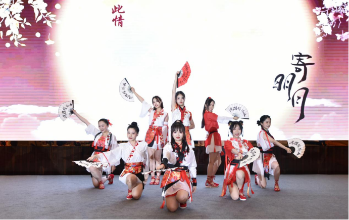 图片关键词 图片关键词