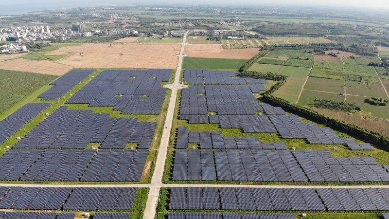 广东省连州市西江镇、龙坪镇、九陂镇210MW农光互补光伏电站