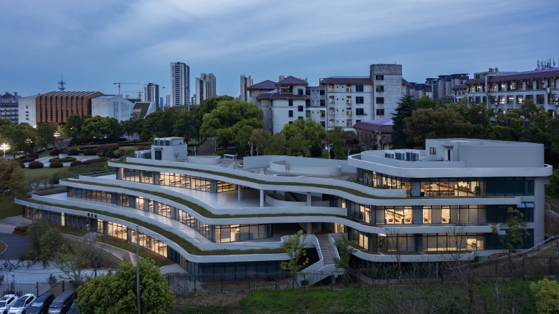 长沙市南雅中学图书馆荣获Active House Award中国区建筑设计竞赛三等奖